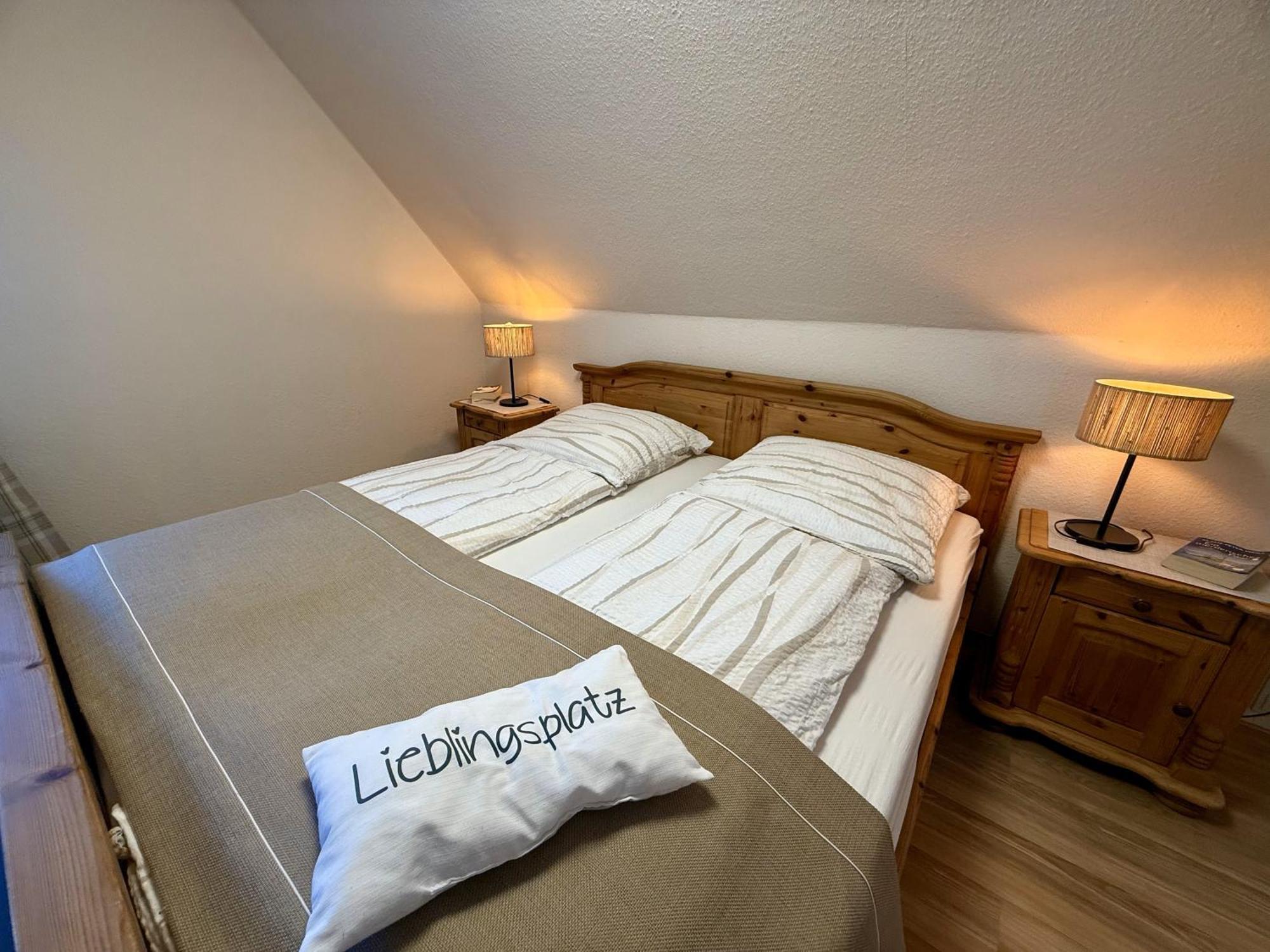 Ferienhaus Blinkfuer Neuharlingersiel Extérieur photo